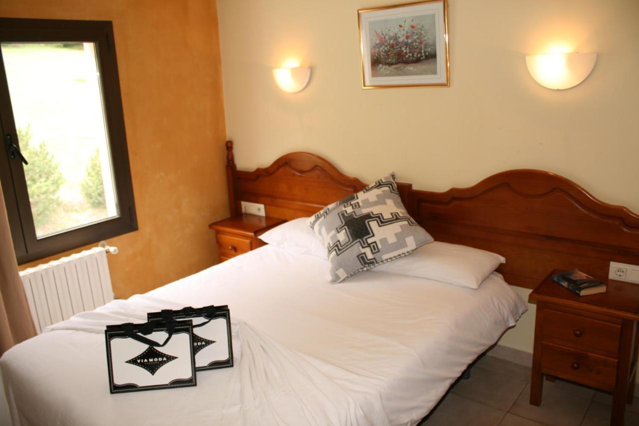Hotel Sucara La Cortinada Bagian luar foto